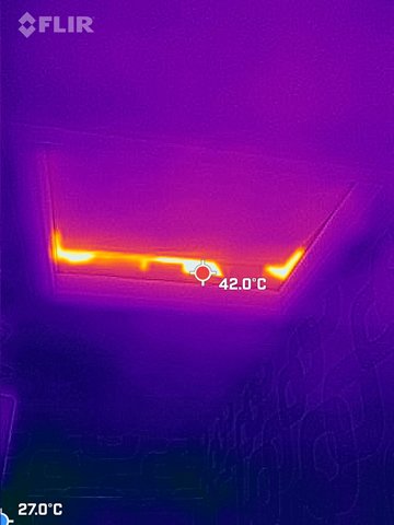 Thermal image of loft hatch in summer.