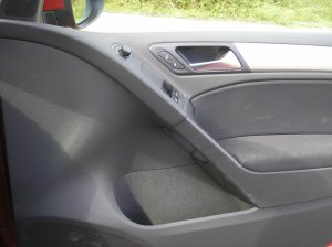 Volkswagen Golf Mk 6 door interior